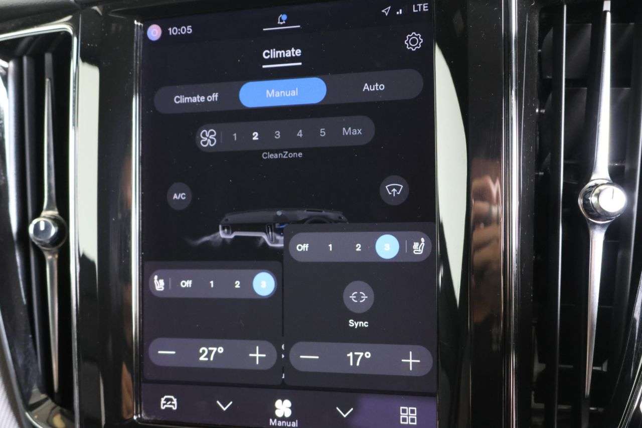 2022 VOLVO XC60 2022 VOLVO XC60