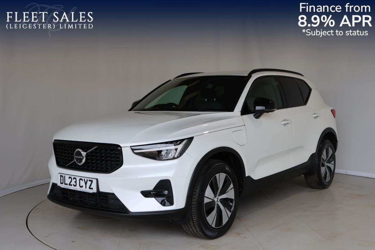 A 2023 VOLVO XC40 1.5h T4 Recharge 10.7kWh Plus SUV 5dr Petrol Plug-in Hybrid Auto Euro 6 (s/ A 2023 VOLVO XC40 1.5h T4 Recharge 10.7kWh Plus SUV 5dr Petrol Plug-in Hybrid Auto Euro 6 (s/