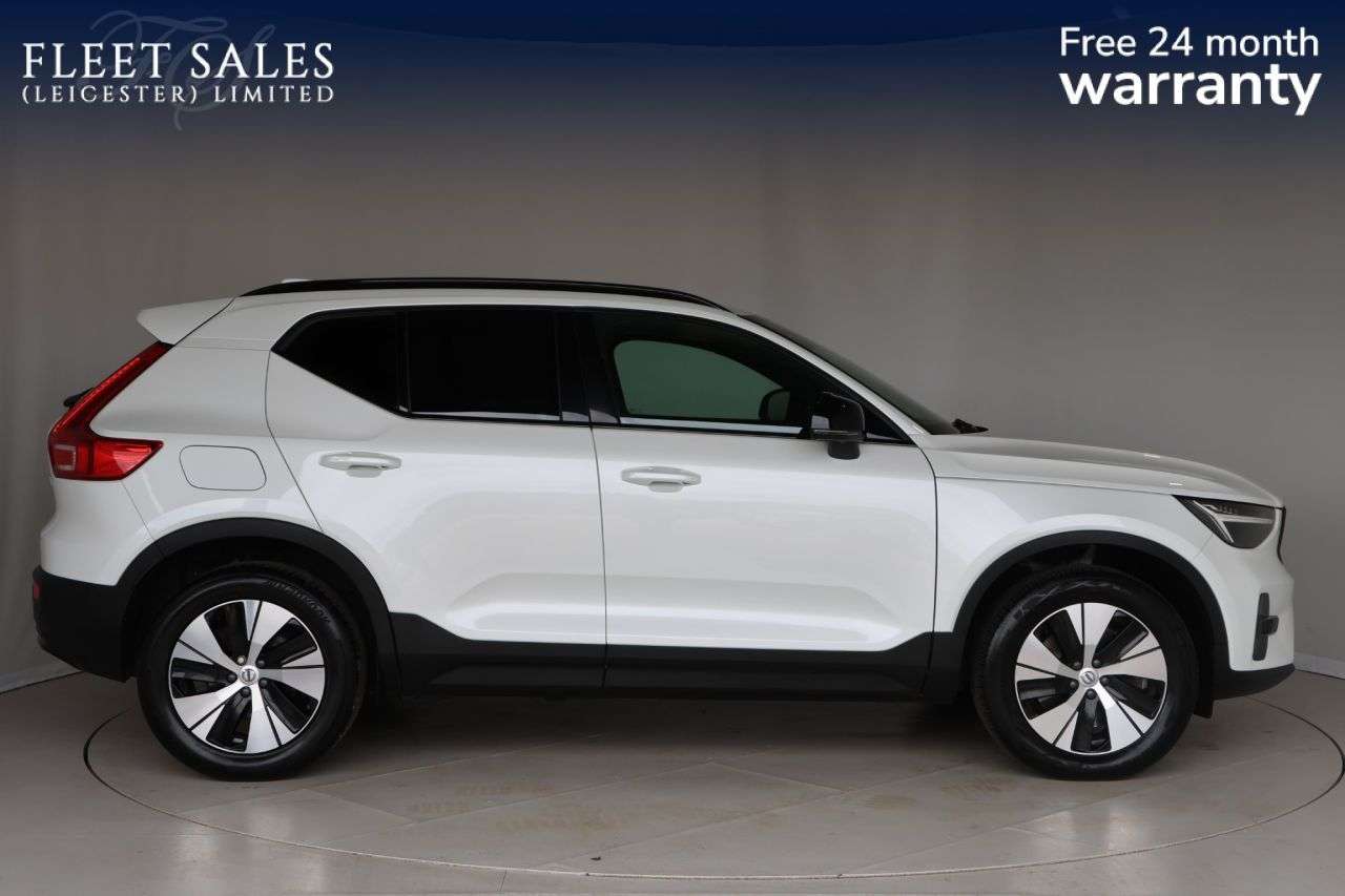 A 2023 VOLVO XC40 1.5h T4 Recharge 10.7kWh Plus SUV 5dr Petrol Plug-in Hybrid Auto Euro 6 (s/ A 2023 VOLVO XC40 1.5h T4 Recharge 10.7kWh Plus SUV 5dr Petrol Plug-in Hybrid Auto Euro 6 (s/