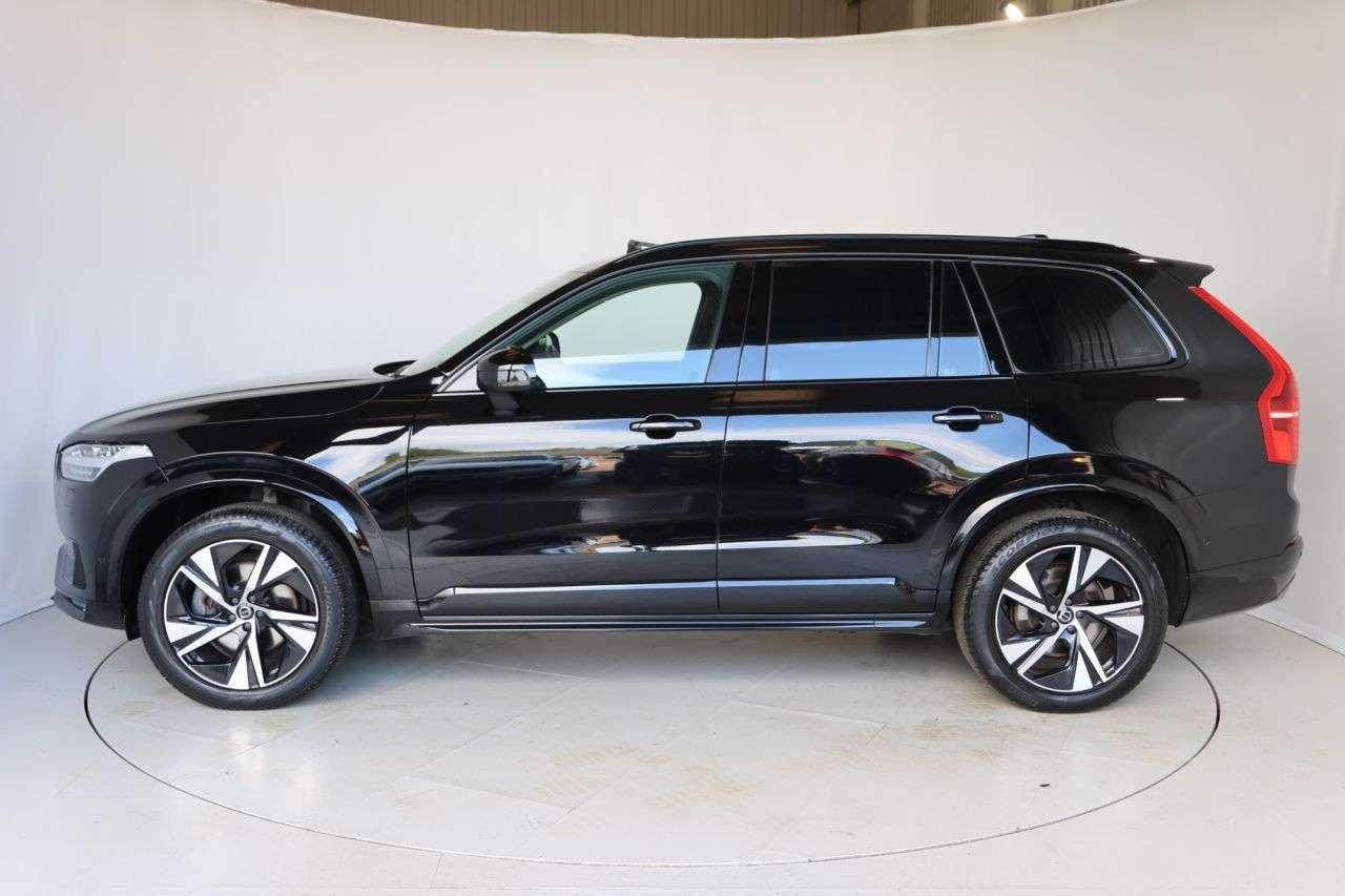 2022 VOLVO XC90 2022 VOLVO XC90