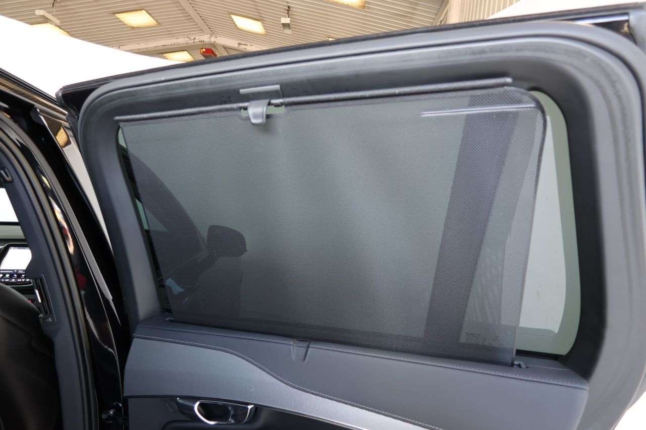2022 VOLVO XC90 2022 VOLVO XC90
