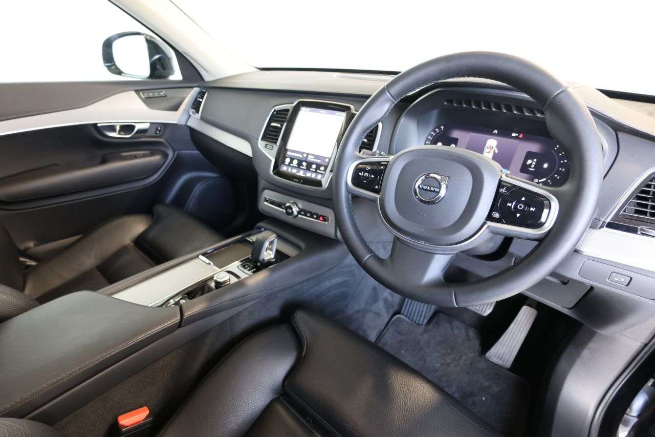 2022 VOLVO XC90 2022 VOLVO XC90