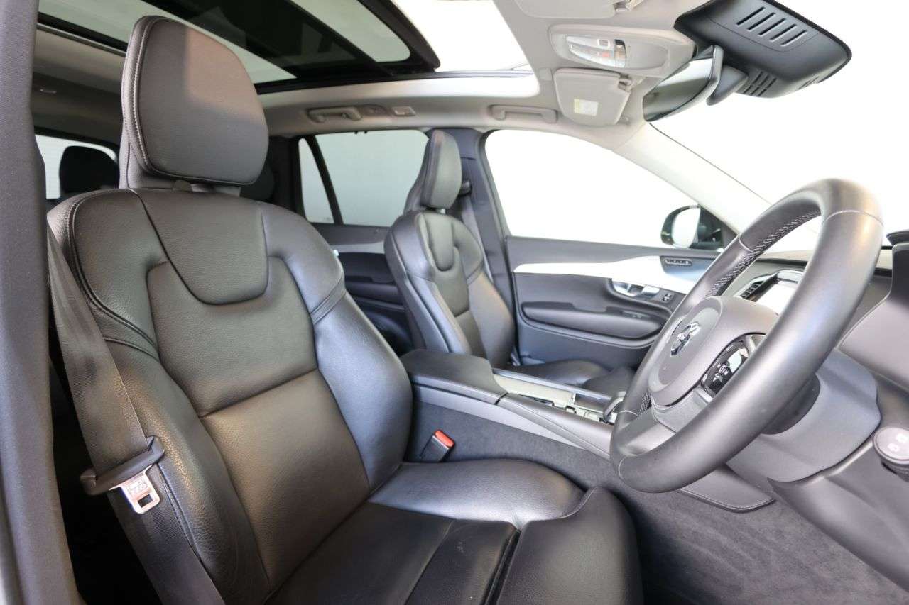 2022 VOLVO XC90 2022 VOLVO XC90