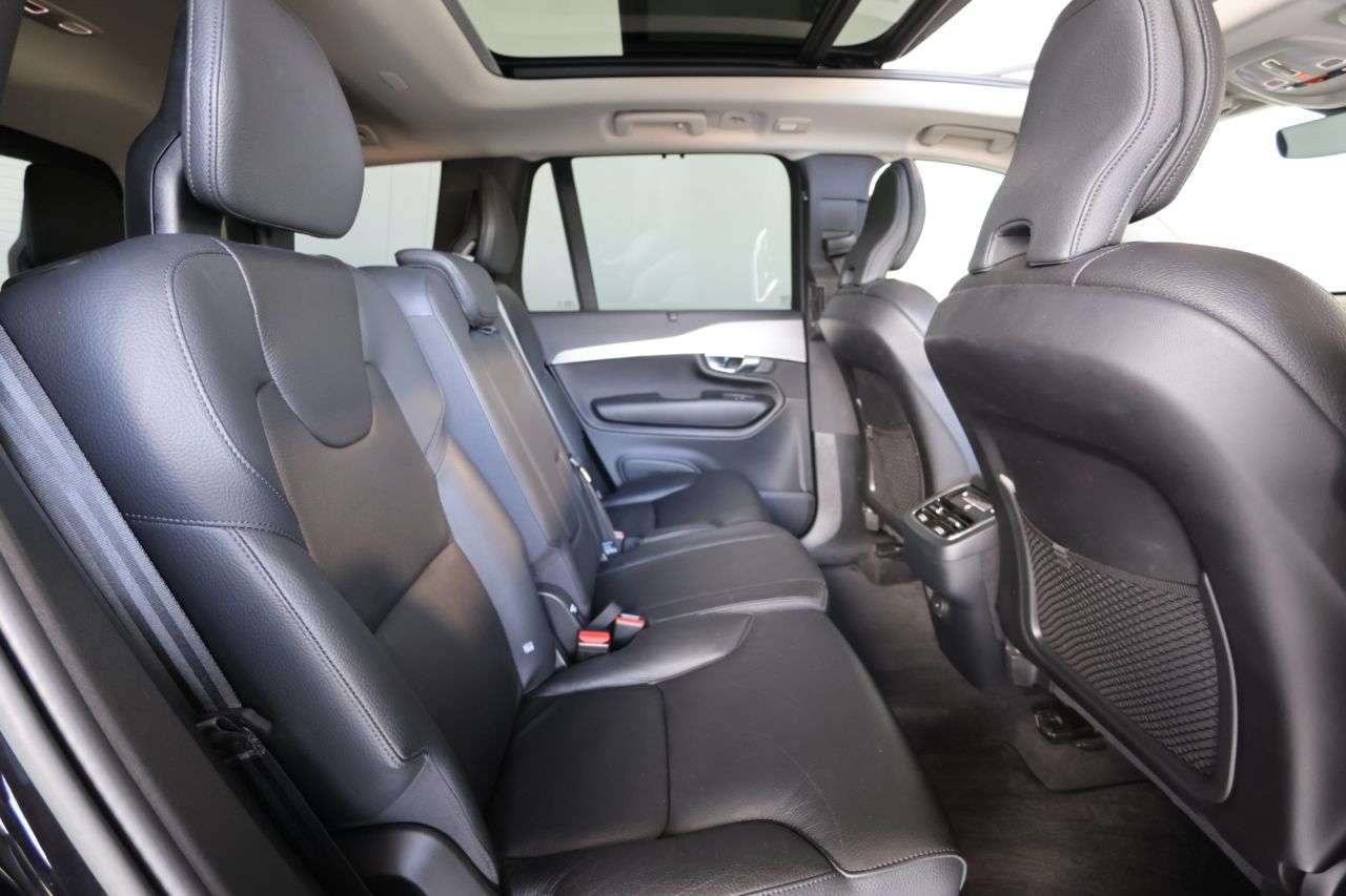 2022 VOLVO XC90 2022 VOLVO XC90