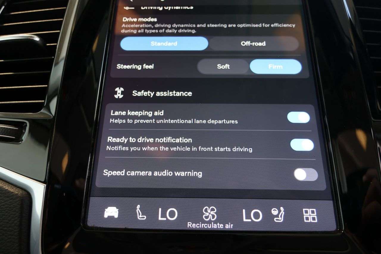 2022 VOLVO XC90 2022 VOLVO XC90
