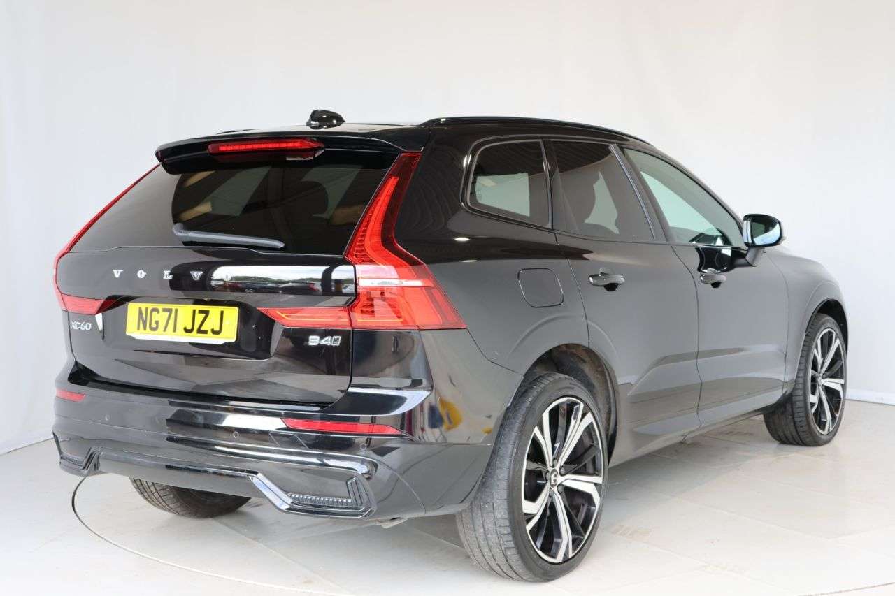 2022 VOLVO XC60 2022 VOLVO XC60