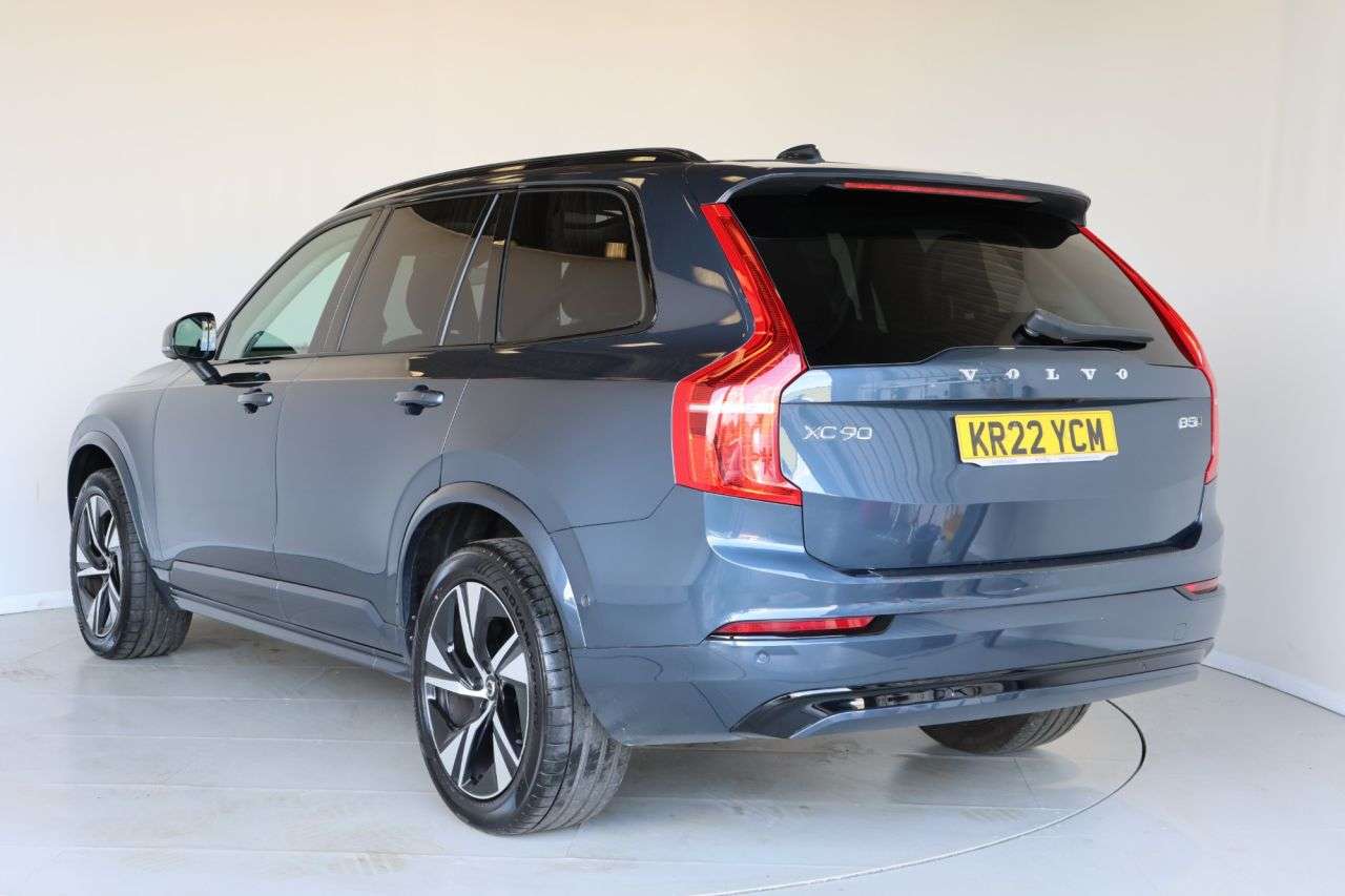 2022 VOLVO XC90 2022 VOLVO XC90