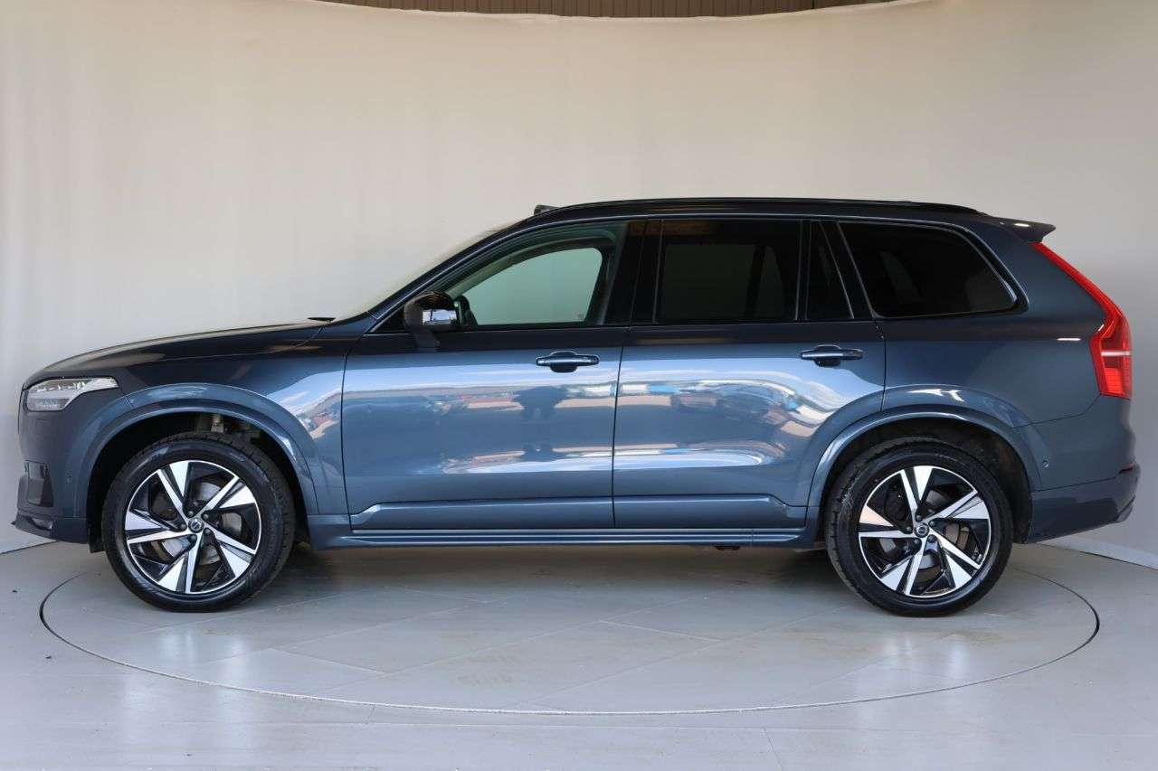 2022 VOLVO XC90 2022 VOLVO XC90