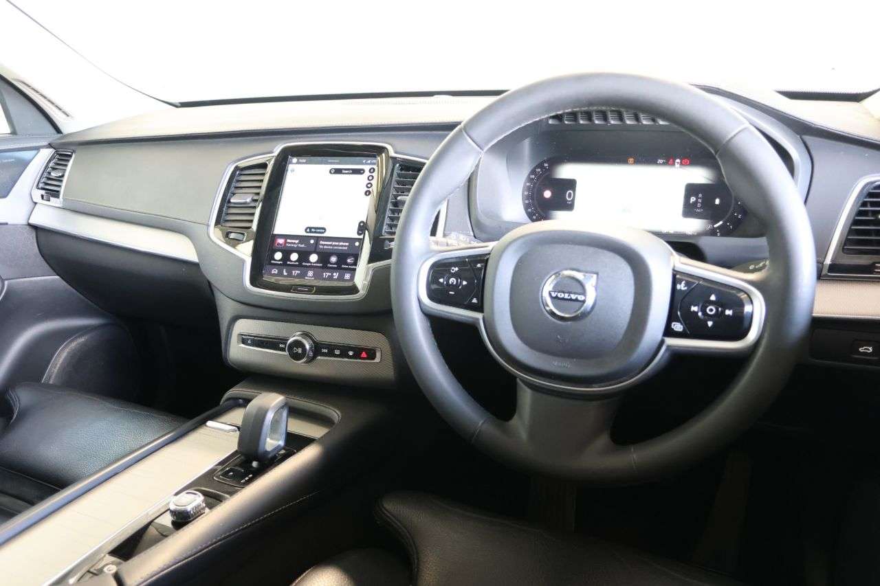 2022 VOLVO XC90 2022 VOLVO XC90