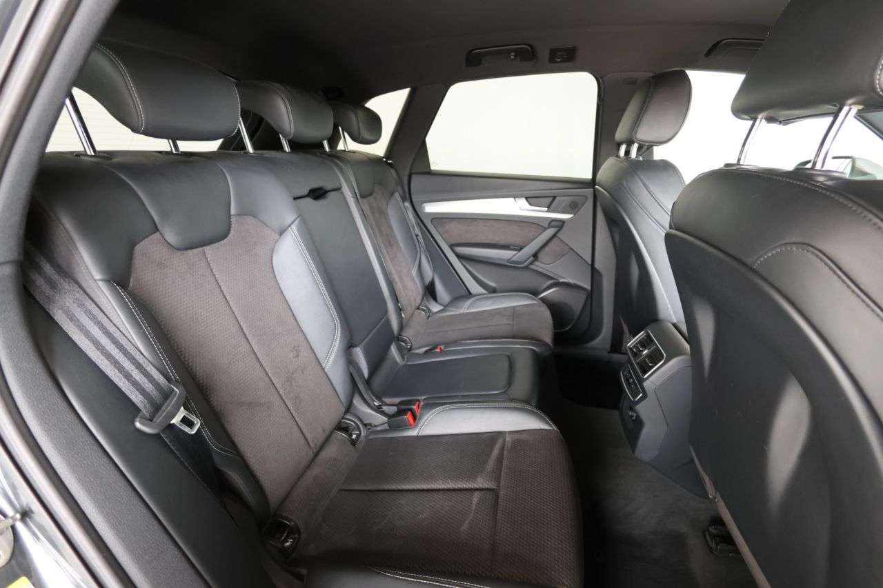 2018 AUDI Q5 2018 AUDI Q5