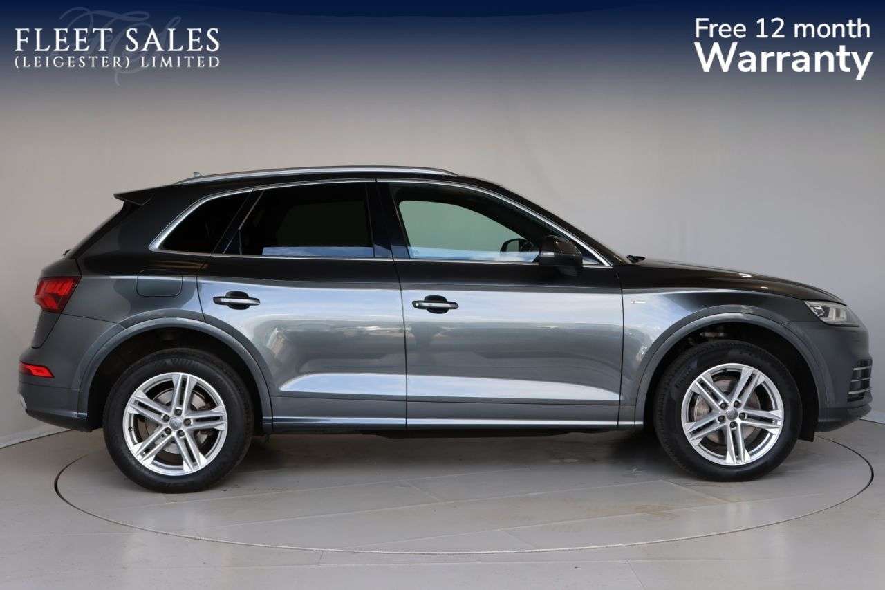 A 2018 AUDI Q5 2.0 TDI S line SUV 5dr Diesel S Tronic quattro Euro 6 (s/s) (190 ps) APPLE A 2018 AUDI Q5 2.0 TDI S line SUV 5dr Diesel S Tronic quattro Euro 6 (s/s) (190 ps) APPLE