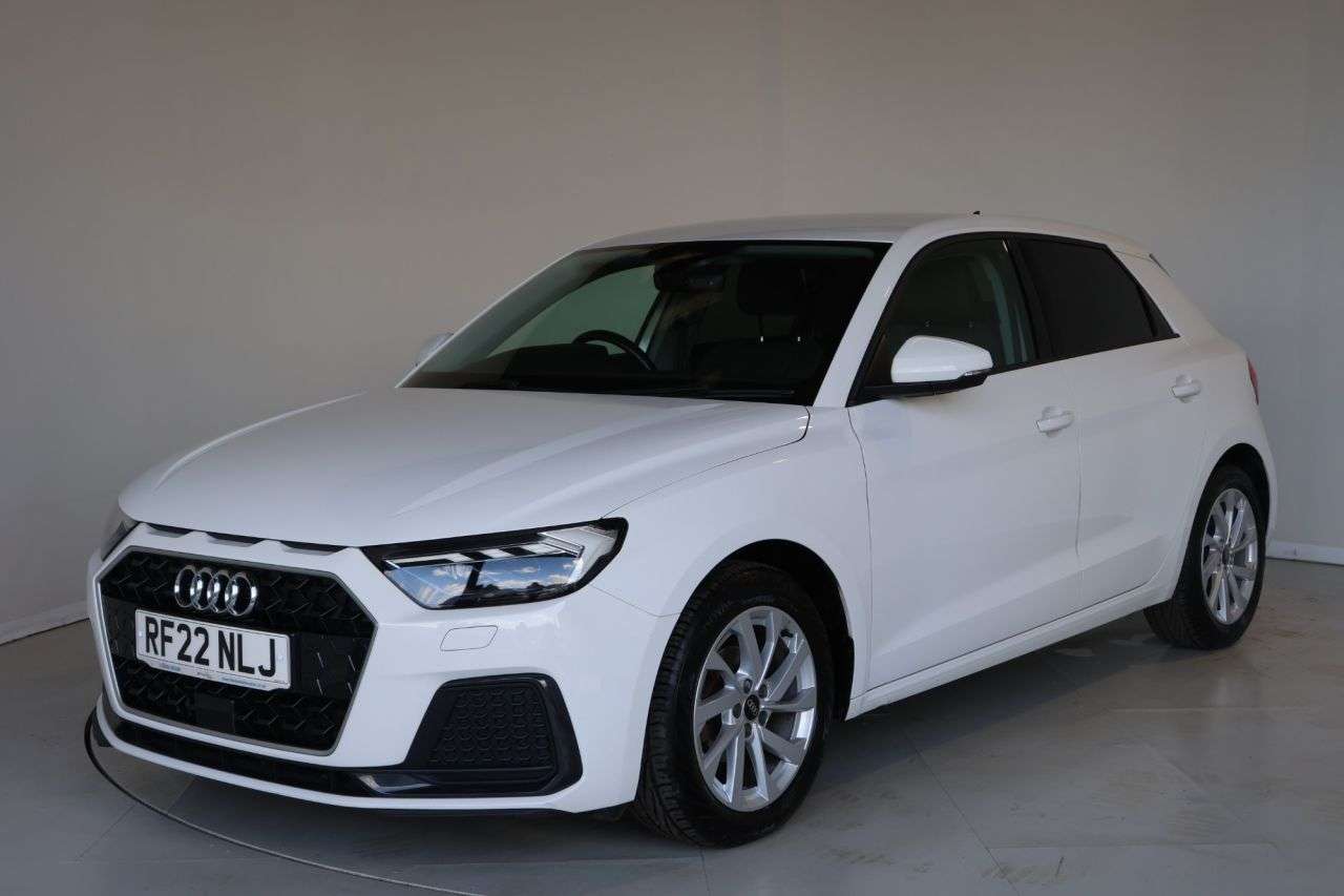 A 2022 AUDI A1 1.0 TFSI 25 Sport Sportback 5dr Petrol S Tronic Euro 6 (s/s) (95 ps) APPLE A 2022 AUDI A1 1.0 TFSI 25 Sport Sportback 5dr Petrol S Tronic Euro 6 (s/s) (95 ps) APPLE