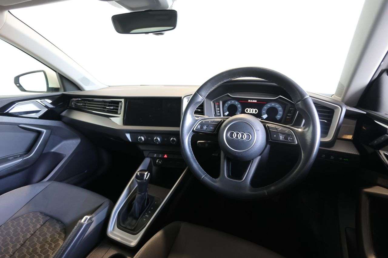 2022 AUDI A1 2022 AUDI A1