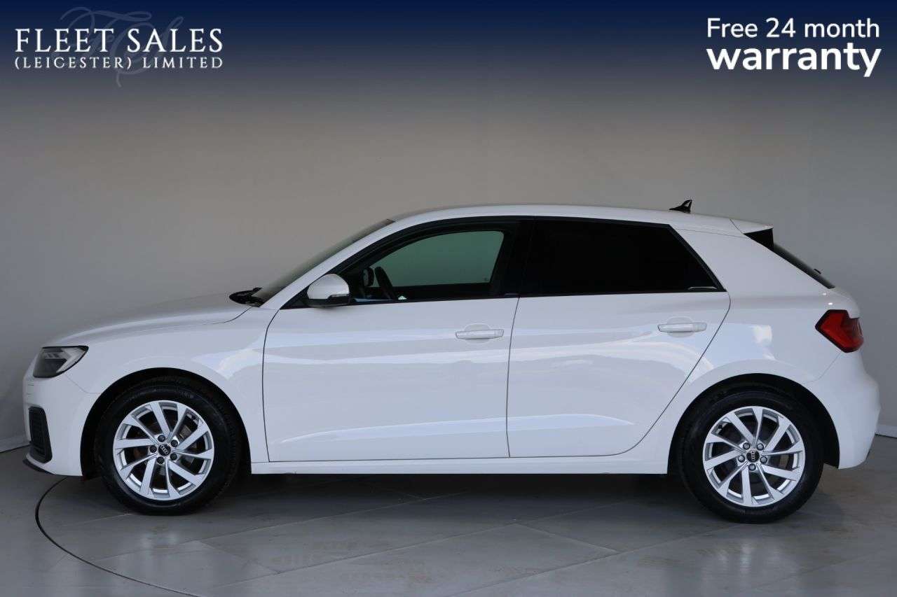 A 2022 AUDI A1 1.0 TFSI 25 Sport Sportback 5dr Petrol S Tronic Euro 6 (s/s) (95 ps) APPLE A 2022 AUDI A1 1.0 TFSI 25 Sport Sportback 5dr Petrol S Tronic Euro 6 (s/s) (95 ps) APPLE