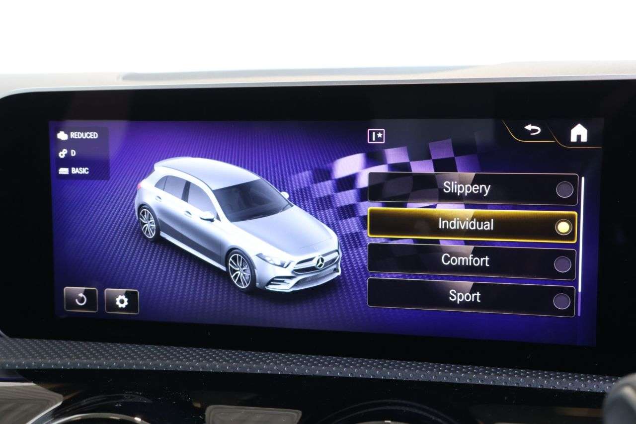 2019 MERCEDES-BENZ A CLASS 2019 MERCEDES-BENZ A CLASS