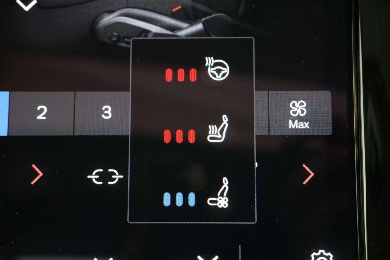 2022 VOLVO XC90 2022 VOLVO XC90