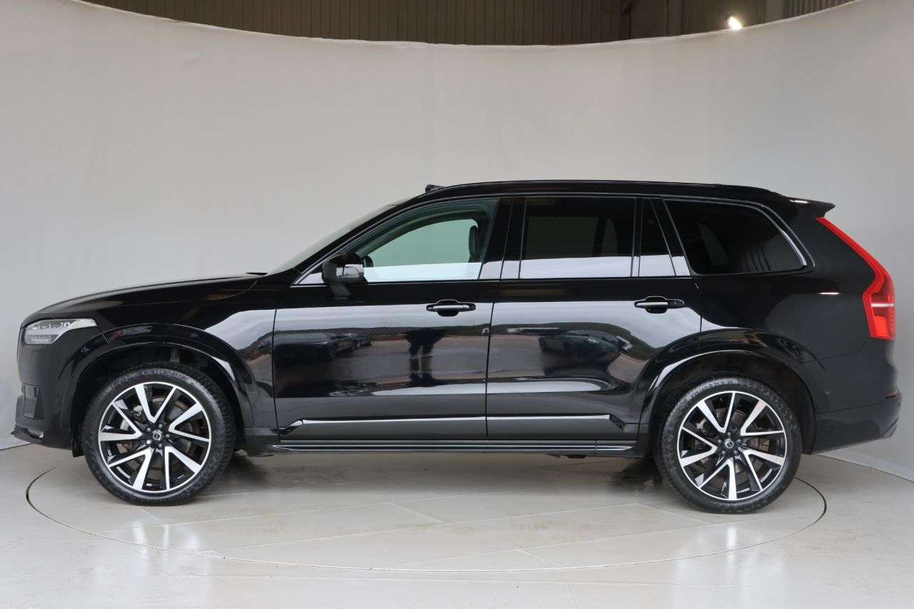2022 VOLVO XC90 2022 VOLVO XC90
