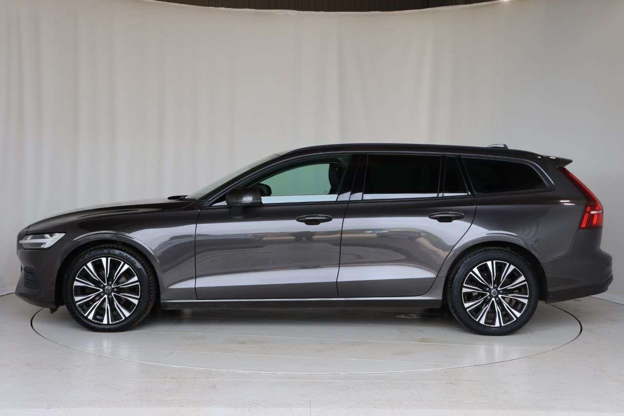 2023 VOLVO V60 2023 VOLVO V60