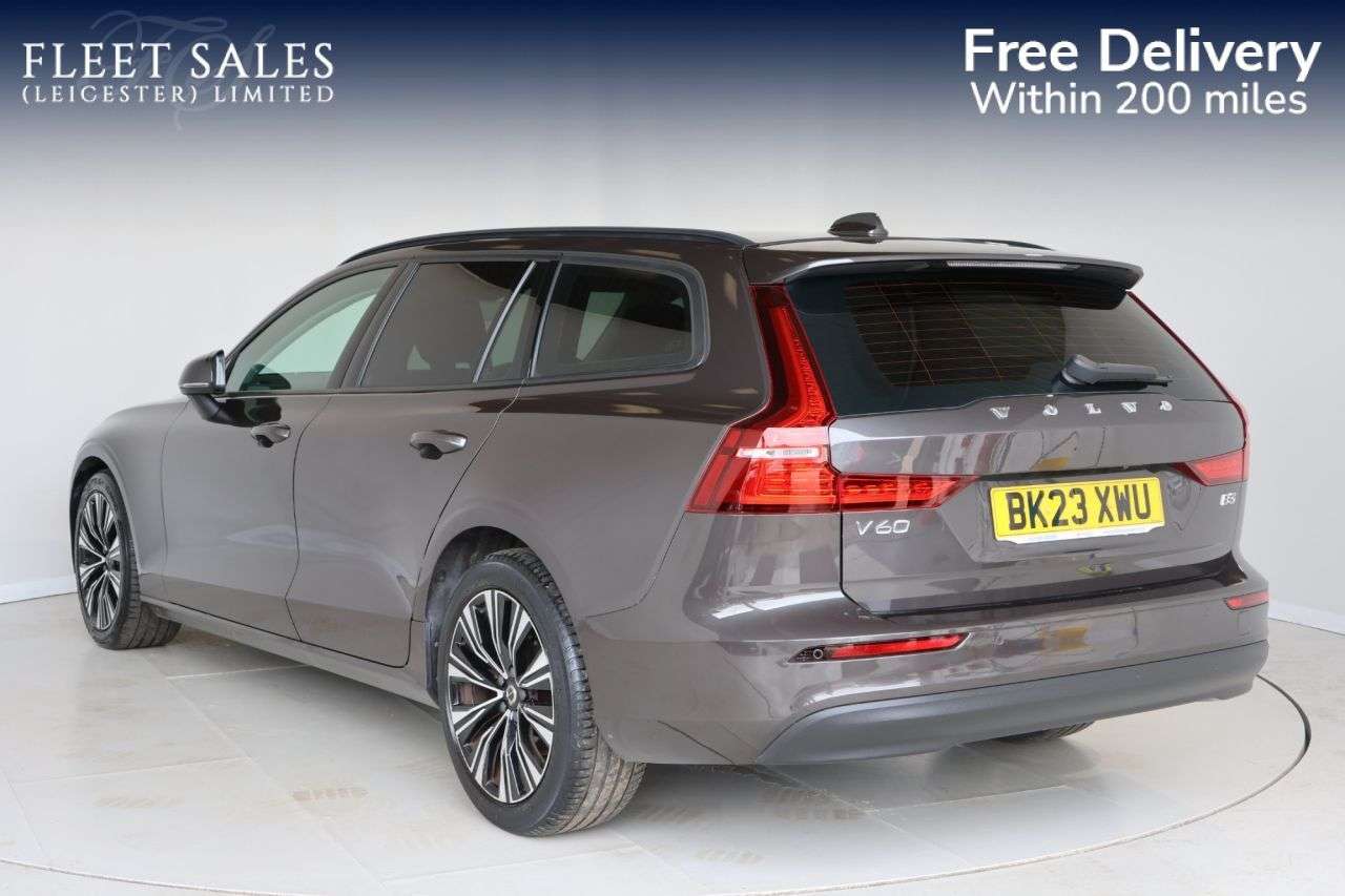 2023 VOLVO V60 2023 VOLVO V60