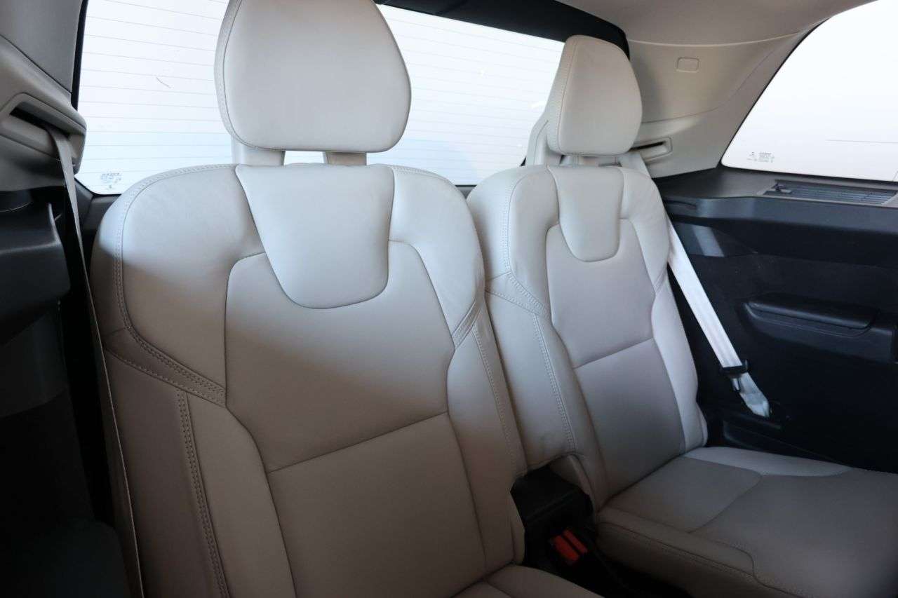 2021 VOLVO XC90 2021 VOLVO XC90