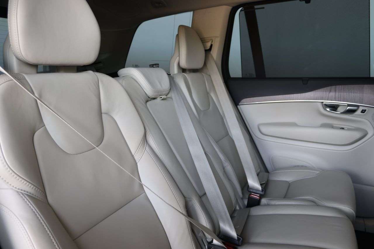 2021 VOLVO XC90 2021 VOLVO XC90