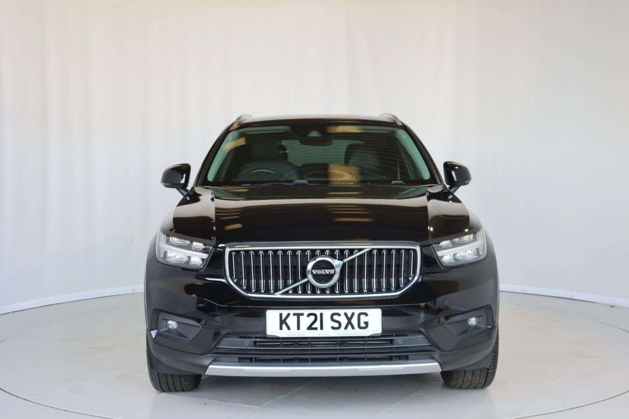 2021 VOLVO XC40 2021 VOLVO XC40