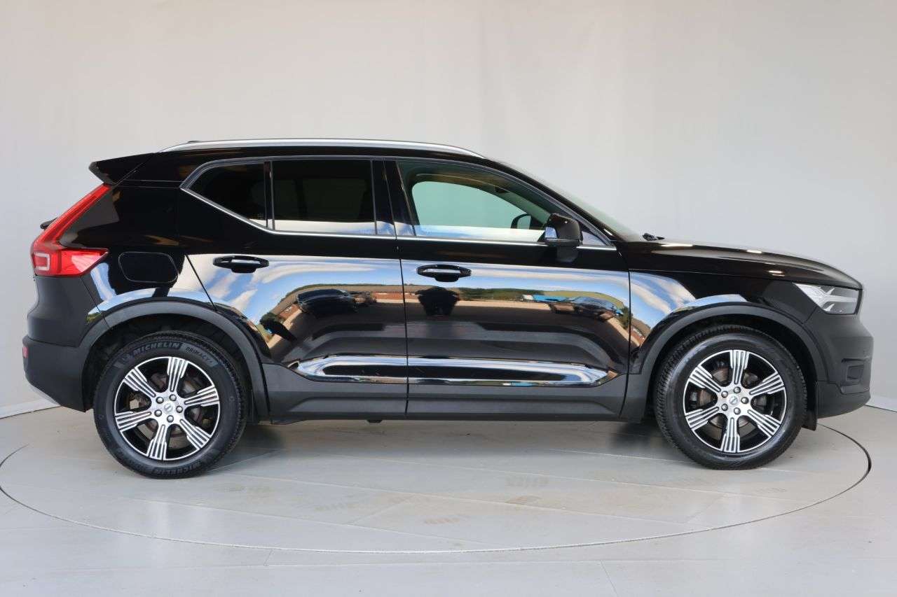 A 2021 VOLVO XC40 1.5 T3 Inscription SUV 5dr Petrol Manual Euro 6 (s/s) (163 ps) REAR CAMERA A 2021 VOLVO XC40 1.5 T3 Inscription SUV 5dr Petrol Manual Euro 6 (s/s) (163 ps) REAR CAMERA
