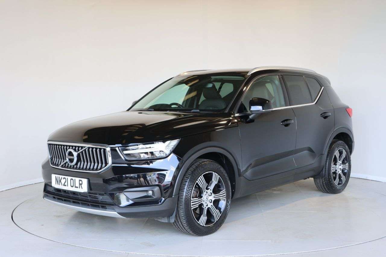 A 2021 VOLVO XC40 1.5 T3 Inscription SUV 5dr Petrol Auto Euro 6 (s/s) (163 ps) FREE 24 MONTH A 2021 VOLVO XC40 1.5 T3 Inscription SUV 5dr Petrol Auto Euro 6 (s/s) (163 ps) FREE 24 MONTH