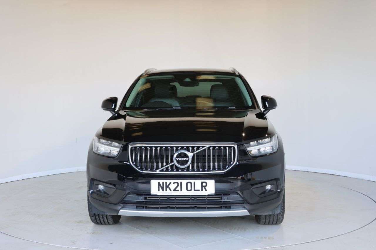 2021 VOLVO XC40 2021 VOLVO XC40
