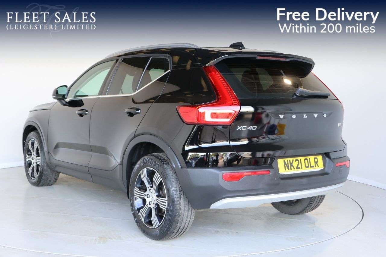 2021 VOLVO XC40 2021 VOLVO XC40
