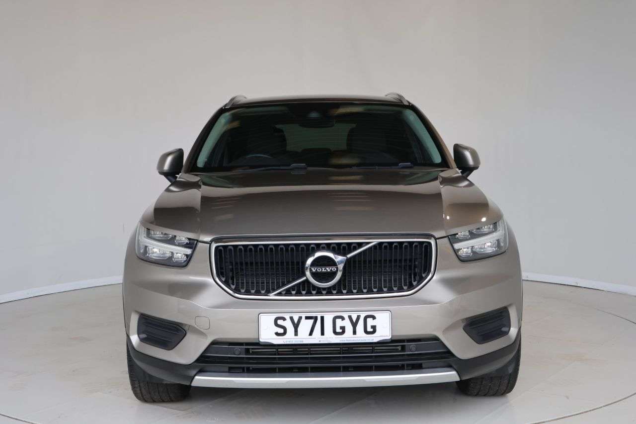 2021 VOLVO XC40 2021 VOLVO XC40