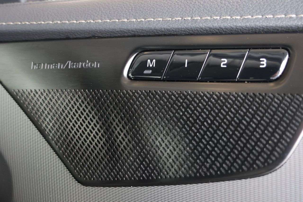 2023 VOLVO XC90 2023 VOLVO XC90
