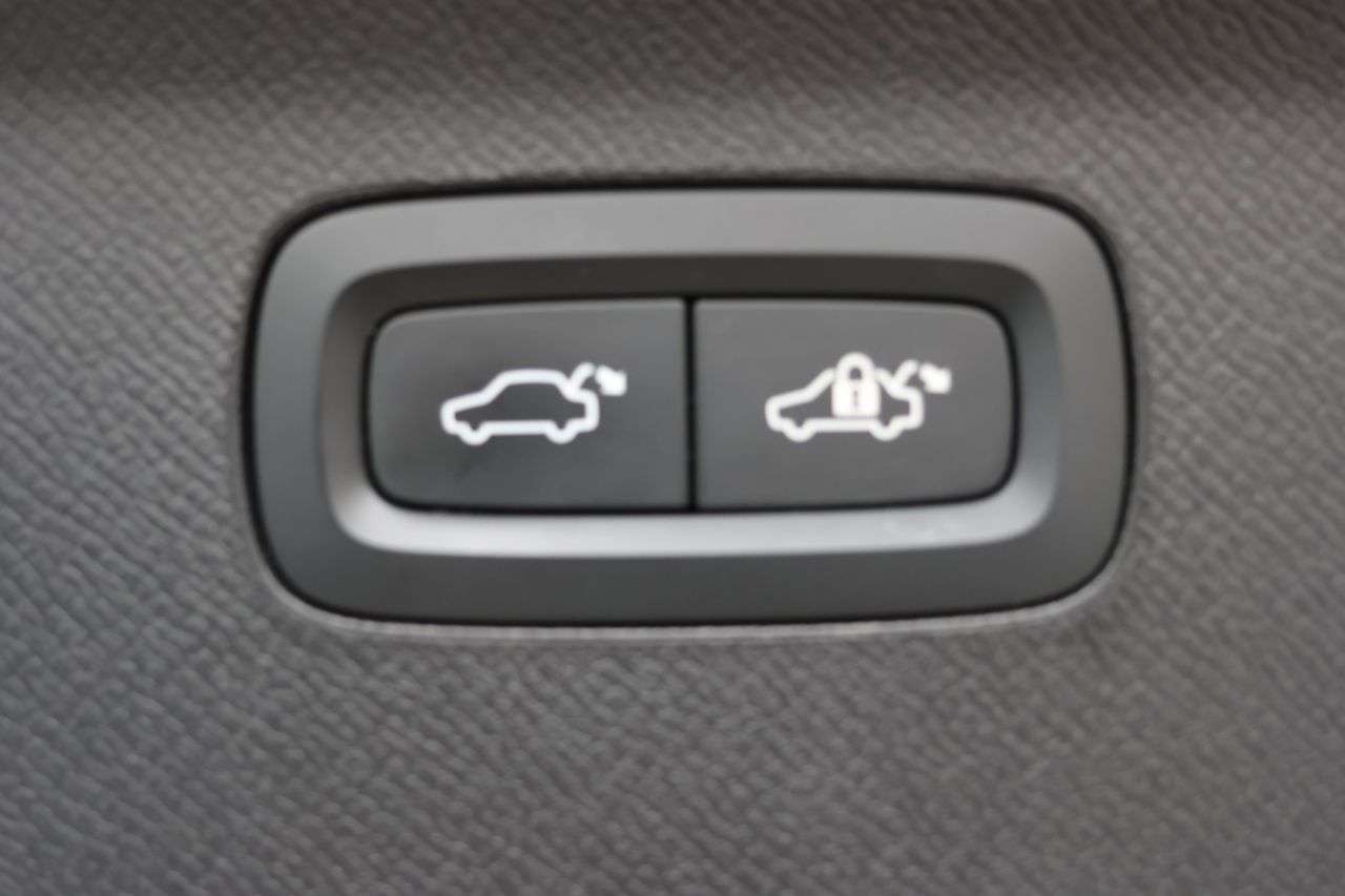 2023 VOLVO XC90 2023 VOLVO XC90