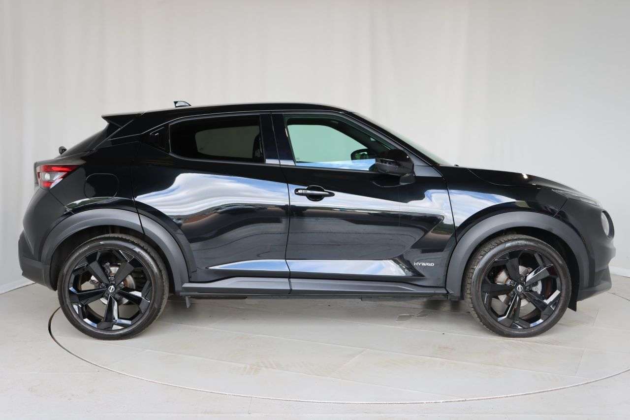 A 2024 NISSAN JUKE 1.6 Tekna SUV 5dr Petrol Hybrid Auto Euro 6 (143 ps) HEATED STEERING WHEEL A 2024 NISSAN JUKE 1.6 Tekna SUV 5dr Petrol Hybrid Auto Euro 6 (143 ps) HEATED STEERING WHEEL