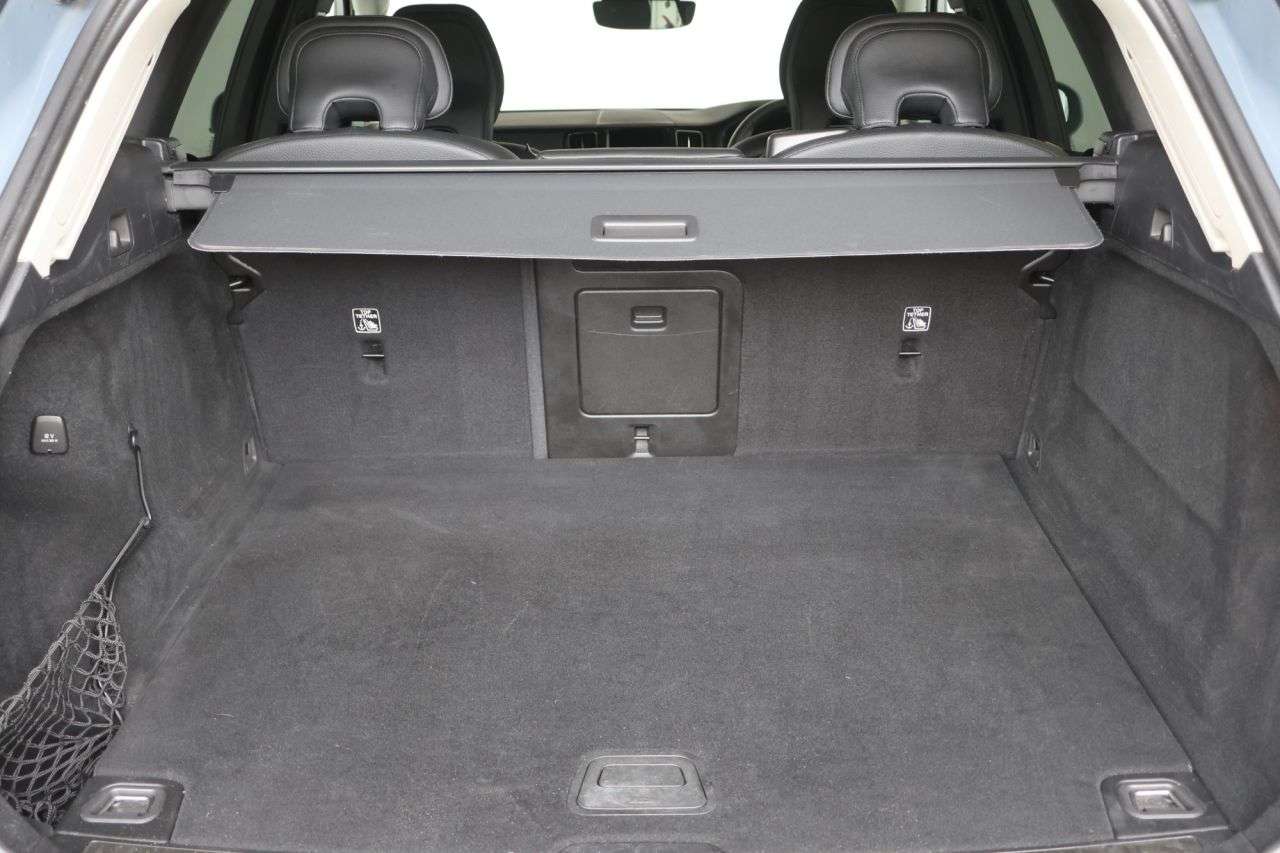 2023 VOLVO XC60 2023 VOLVO XC60
