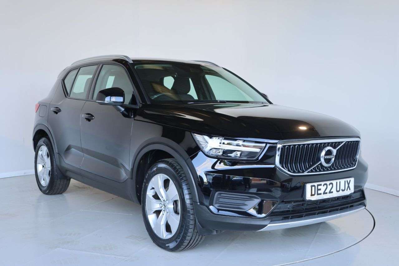 2022 VOLVO XC40 2022 VOLVO XC40
