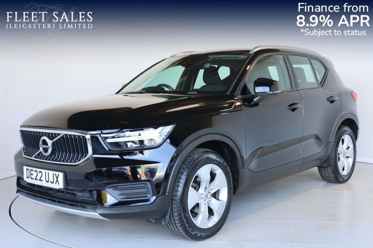 A 2022 VOLVO XC40 1.5 T3 Momentum SUV 5dr Petrol Auto Euro 6 (s/s) (163 ps) FULL SERVICE HIST A 2022 VOLVO XC40 1.5 T3 Momentum SUV 5dr Petrol Auto Euro 6 (s/s) (163 ps) FULL SERVICE HIST