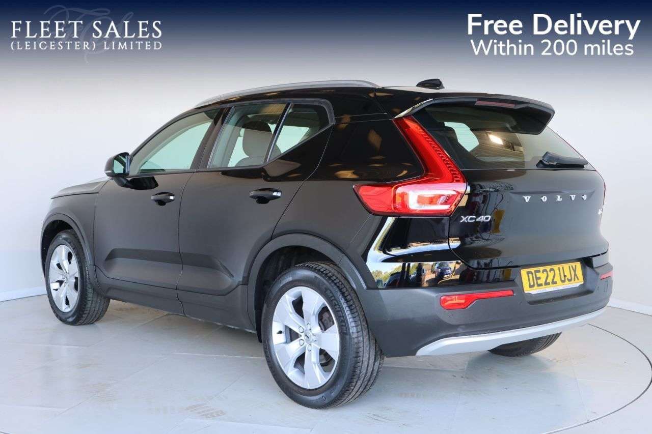 2022 VOLVO XC40 2022 VOLVO XC40