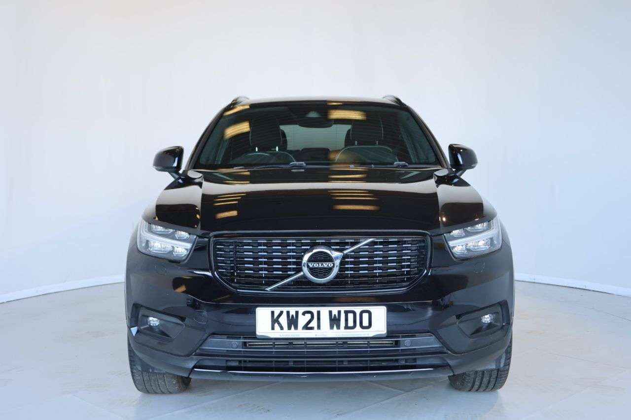 2021 VOLVO XC40 2021 VOLVO XC40