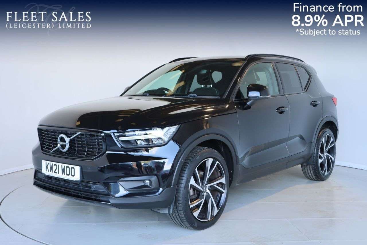A 2021 VOLVO XC40 1.5 T3 R-Design Pro SUV 5dr Petrol Manual Euro 6 (s/s) (163 ps) FULL SERVIC A 2021 VOLVO XC40 1.5 T3 R-Design Pro SUV 5dr Petrol Manual Euro 6 (s/s) (163 ps) FULL SERVIC