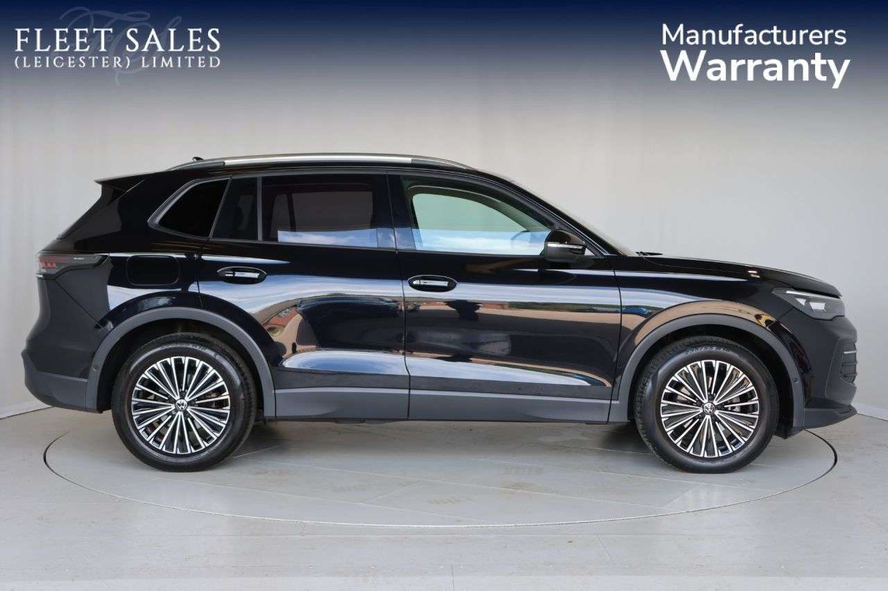 A 2024 VOLKSWAGEN TIGUAN 1.5 eTSI MHEV Match SUV 5dr Petrol Hybrid DSG Euro 6 (s/s) (150 ps) FULL VW A 2024 VOLKSWAGEN TIGUAN 1.5 eTSI MHEV Match SUV 5dr Petrol Hybrid DSG Euro 6 (s/s) (150 ps) FULL VW