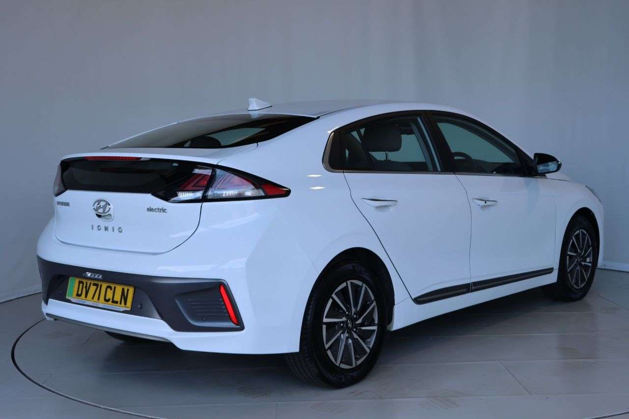 2021 HYUNDAI IONIQ 2021 HYUNDAI IONIQ