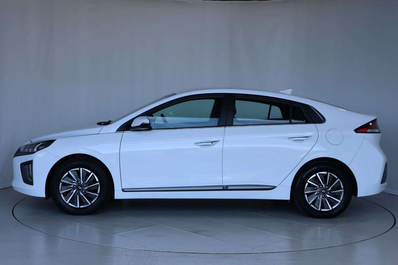 2021 HYUNDAI IONIQ 2021 HYUNDAI IONIQ