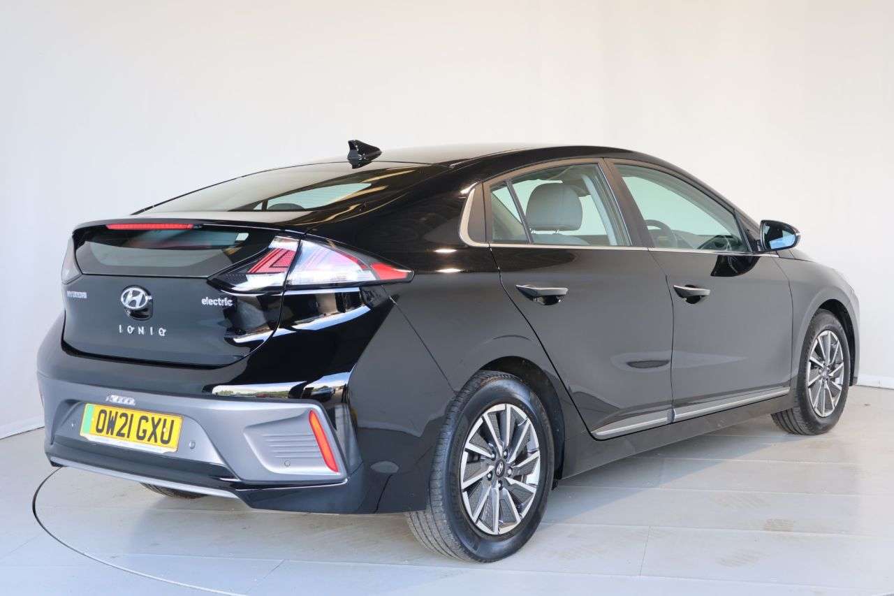2021 HYUNDAI IONIQ 2021 HYUNDAI IONIQ