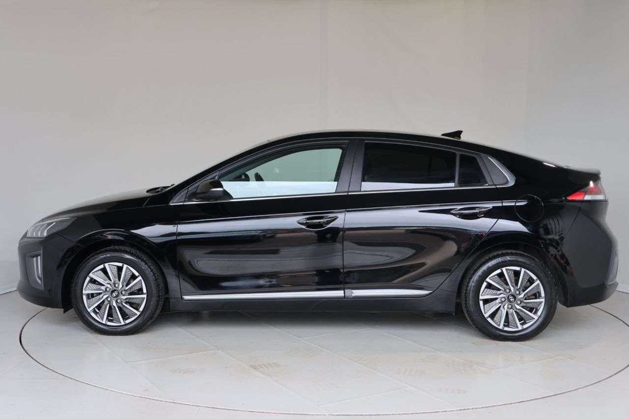 2021 HYUNDAI IONIQ 2021 HYUNDAI IONIQ