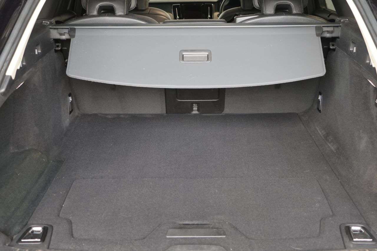 2022 VOLVO V90 CROSS COUNTRY 2022 VOLVO V90 CROSS COUNTRY