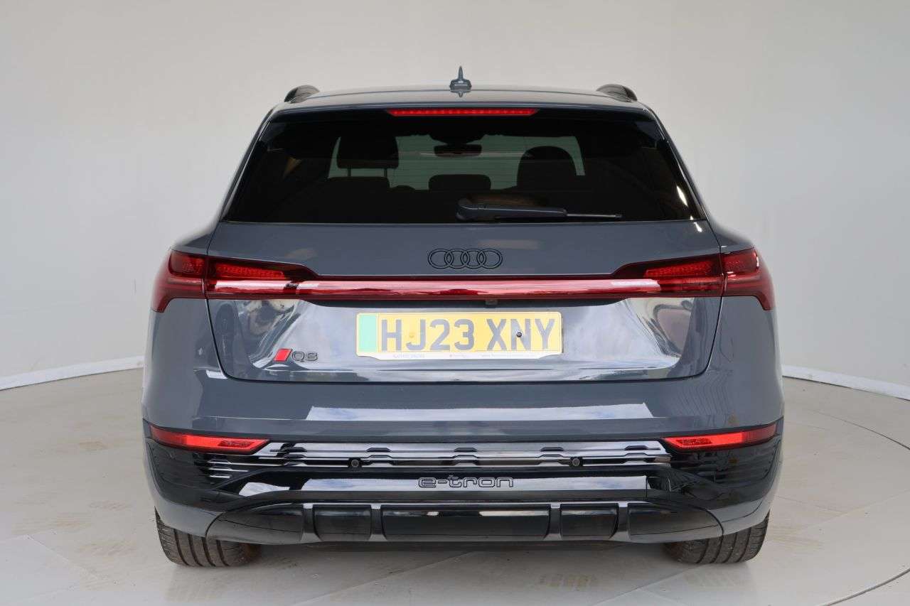 2023 AUDI Q8 E-TRON 2023 AUDI Q8 E-TRON