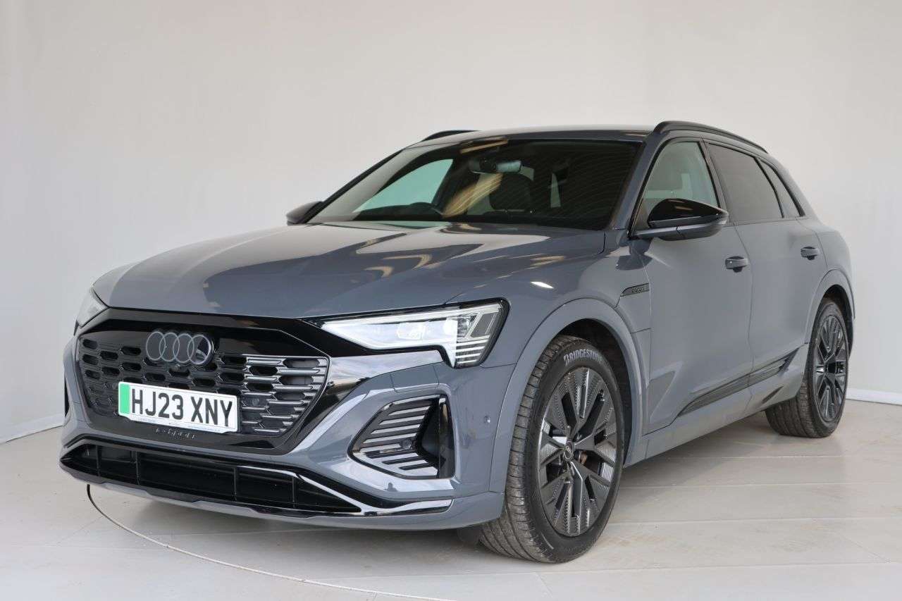 A 2023 AUDI Q8 E-TRON 50 Black Edition SUV 5dr Electric Auto quattro 95kWh (11kW Charger) (340 ps A 2023 AUDI Q8 E-TRON 50 Black Edition SUV 5dr Electric Auto quattro 95kWh (11kW Charger) (340 ps