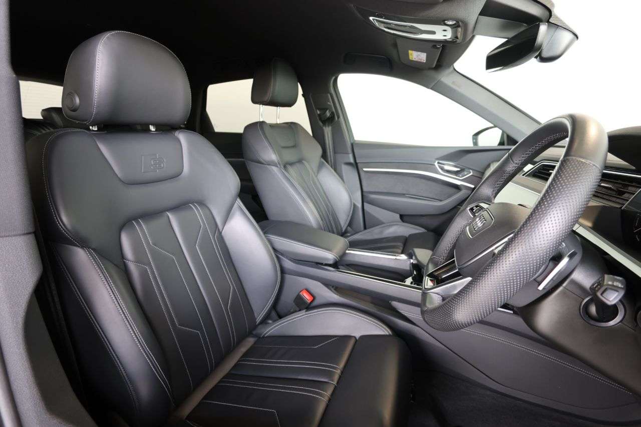 2023 AUDI Q8 E-TRON 2023 AUDI Q8 E-TRON