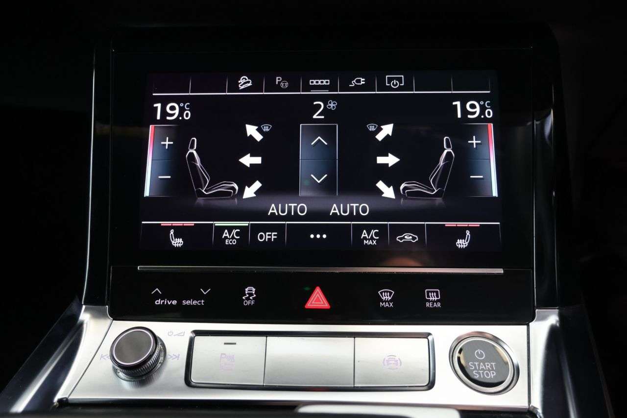 2023 AUDI Q8 E-TRON 2023 AUDI Q8 E-TRON